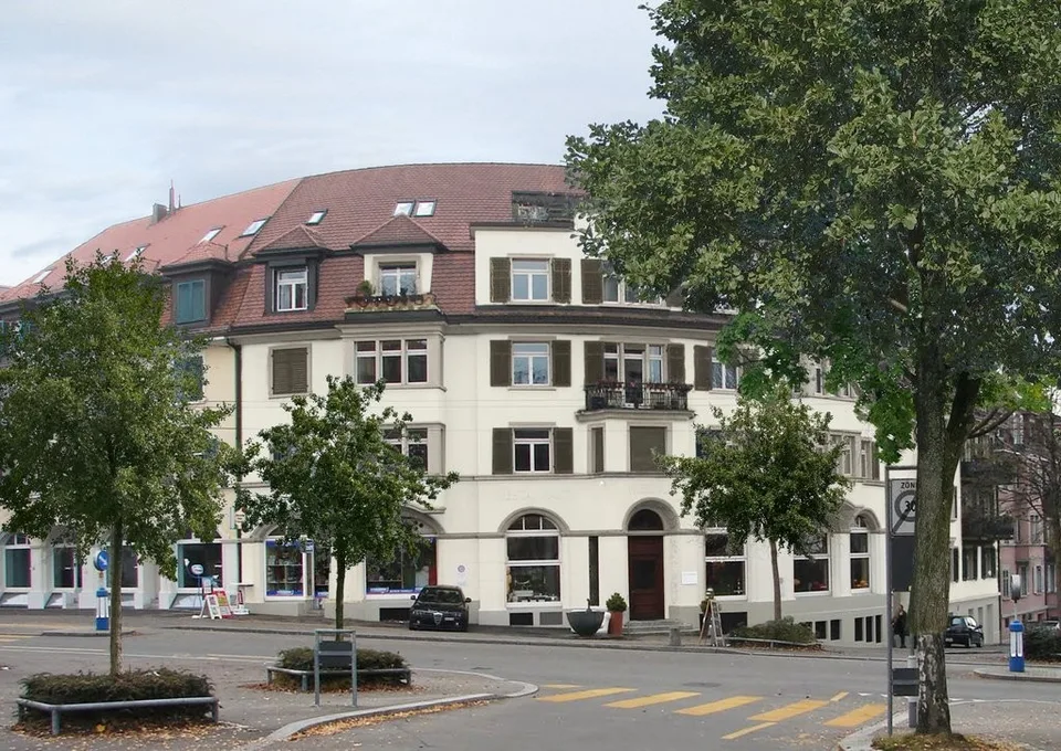 Autoabstellplatz zu vermieten