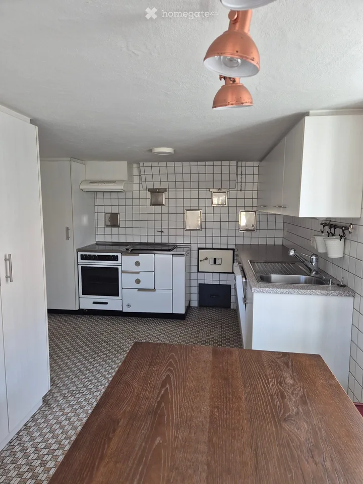 Charmantes Bauernhaus zur Miete in Bachs – 5.5 Zimmer mit Garage und Sitzplatz