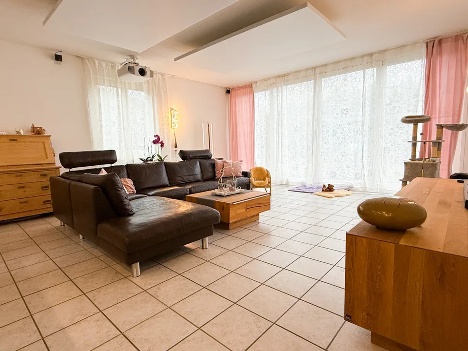 EINZIGARTIGE GELEGENHEIT: FREISTEHENDES EINFAMILIENHAUS IN TRAUMLAG – Foto 9 von 12