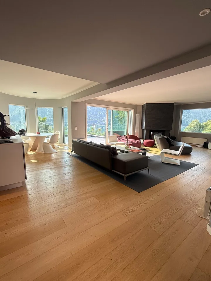 Esclusiva villa di lusso con piscina coperta e vista lago – Foto 6 von 41