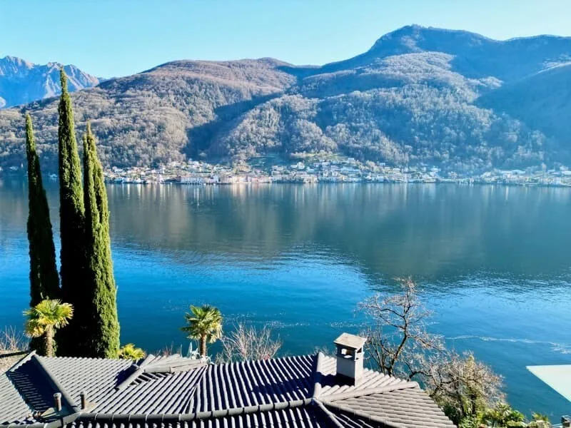Esclusiva villa di lusso con piscina coperta e vista lago – Foto 5 von 41