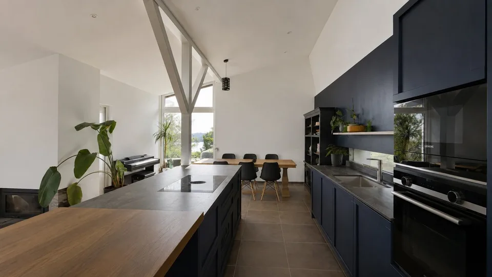 Bright villa of standing in an exceptional setting in Grandvaux, with a view of the lake and the vineyards