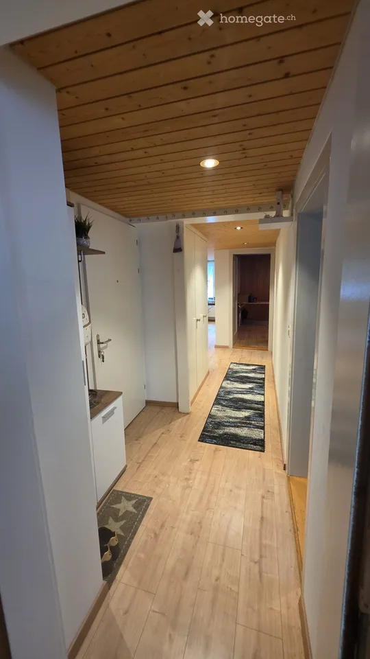 Nachmieter gesucht – Traumhafte 5.5-Zimmer-Wohnung mit grossem Garten in Bargen (SH)