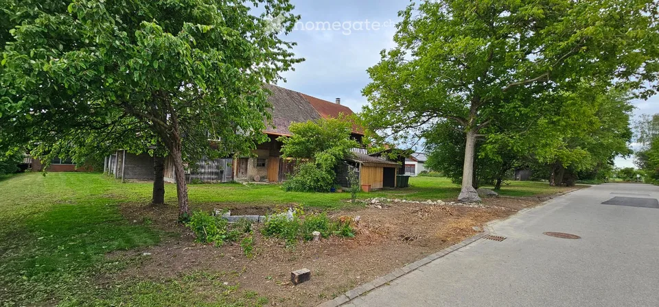 Charming half-timbered house with great development potential – lovingly renovated in Rickenbach Sulz