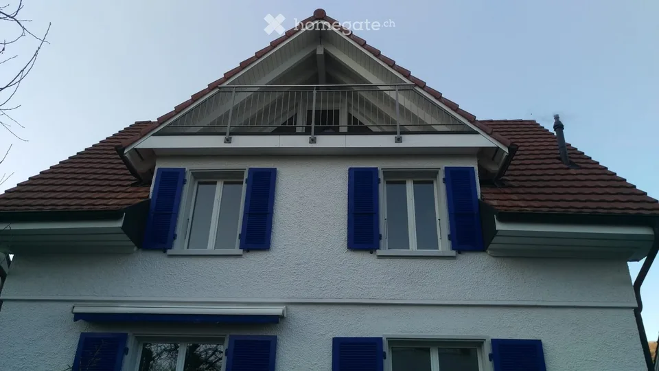 Bright 4.5-room maisonette apartment with balcony in Trimbach