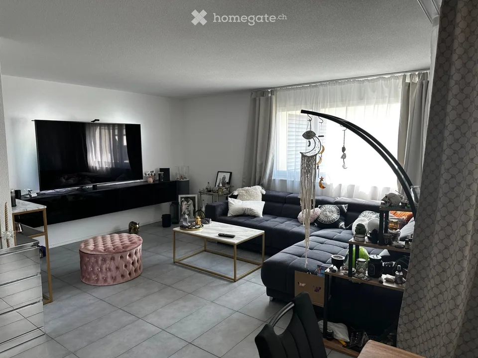 Nachmieter gesucht! Moderne-Helle 2 1/2-Zimmer-Wohnung