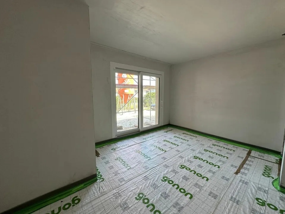 Appartamento di 4.5 locali - Piano terra con giardino