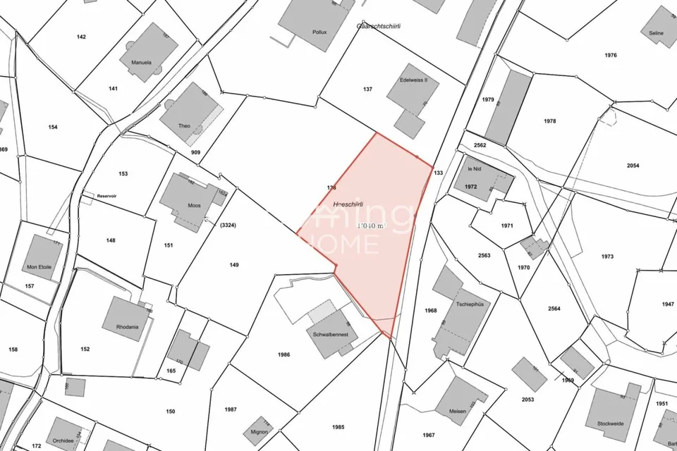 Construire là où d'autres passent leurs vacances - terrain à bâtir de 1 040 m² avec vue panoramique sur les montagnes à Grächen