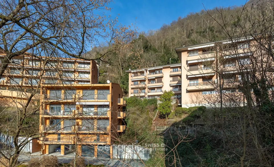 Elegantes Apartment mit 3 Räumen und Seeblick in Campione d'Italia