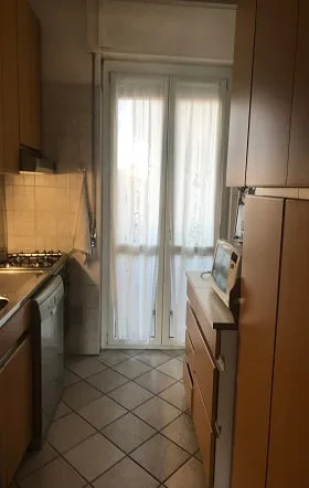 Helles 3.5-Zimmer-Apartment mit Balkon in Varese – Sofort verfügbar