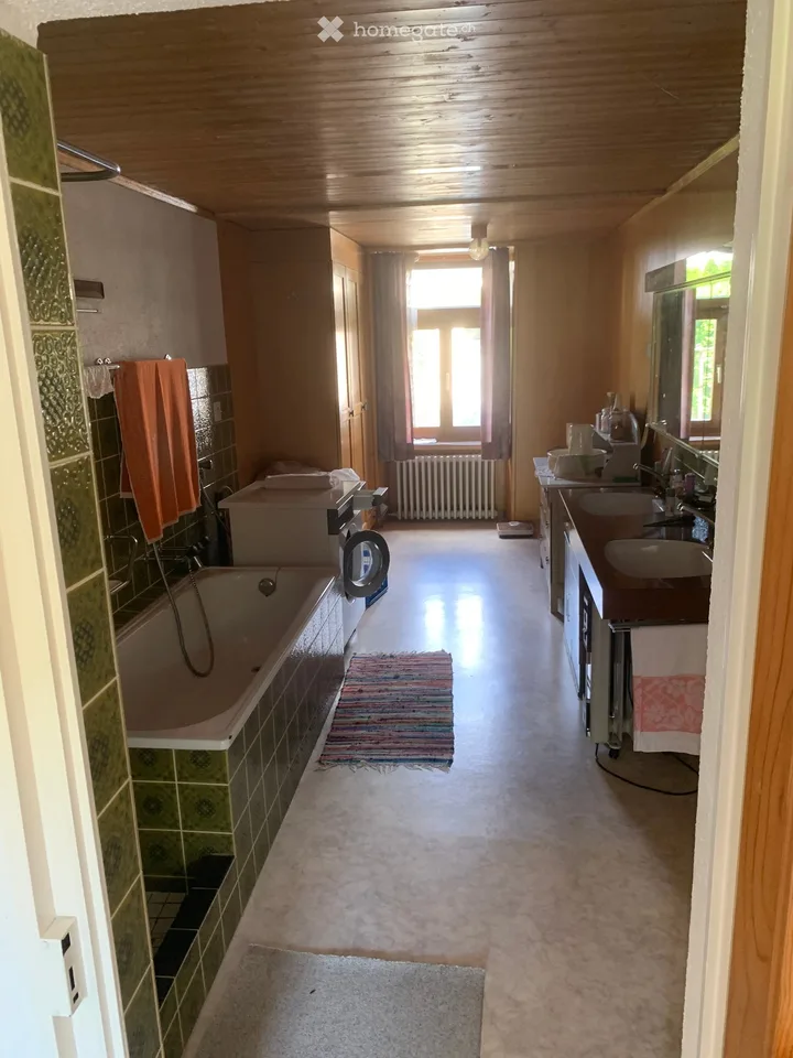 Historisches 5.5-Zimmer-Reiheneinfamilienhaus in Mitlödi