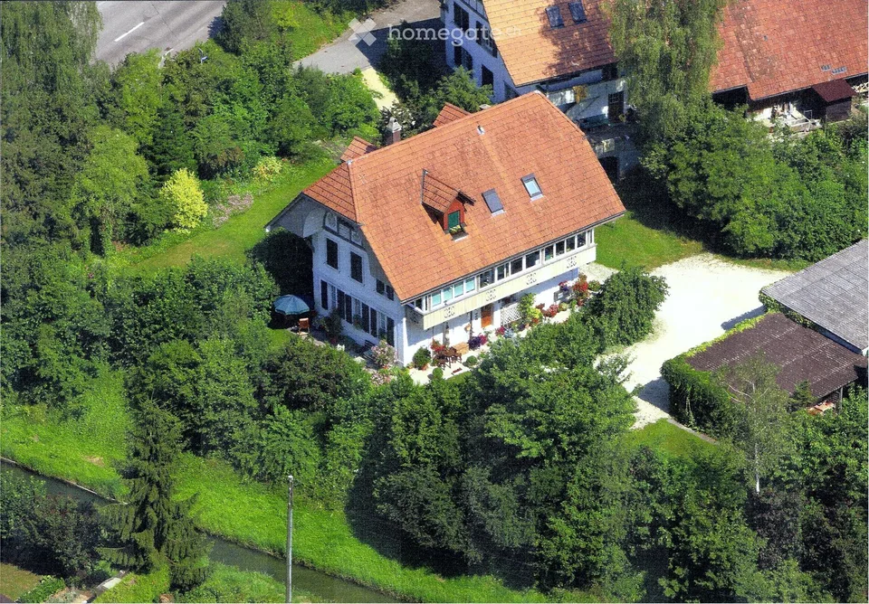 Dachwohnung in Bauern Stöckli