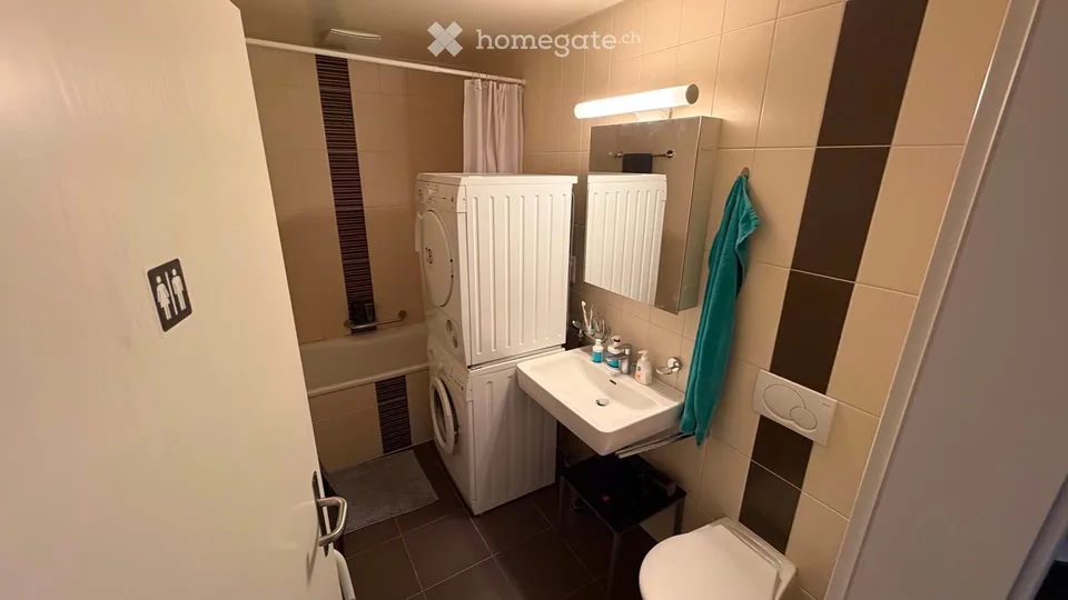 Appartement de 2,5 pièces au cœur de Fribourg / 2.5-Zimmer-Wohnung inmitten von Freiburg