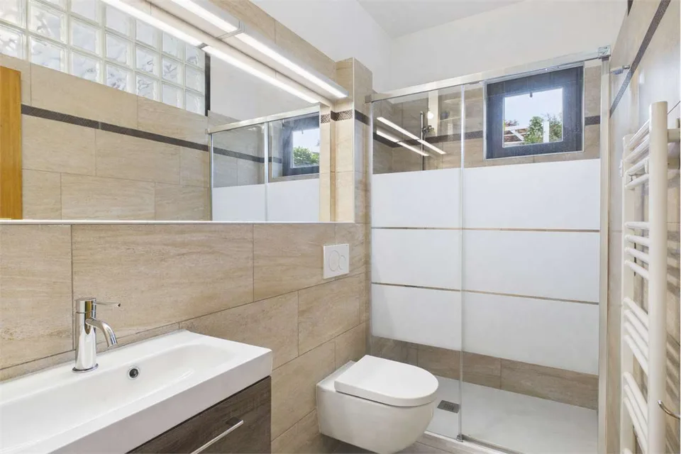 Caslano: Ampia Casa 4.5 con giardino