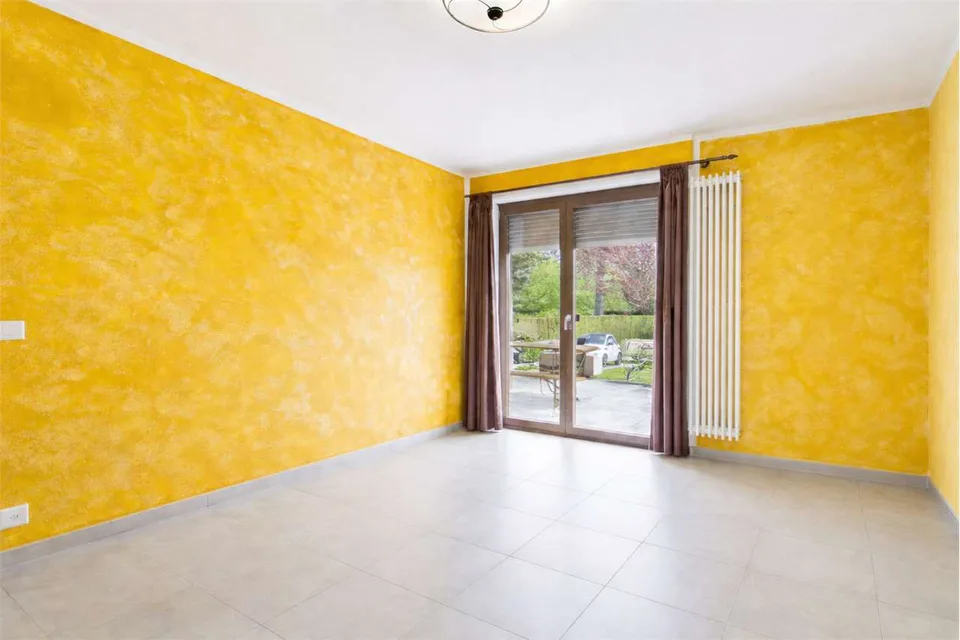 Caslano: Ampia Casa 4.5 con giardino