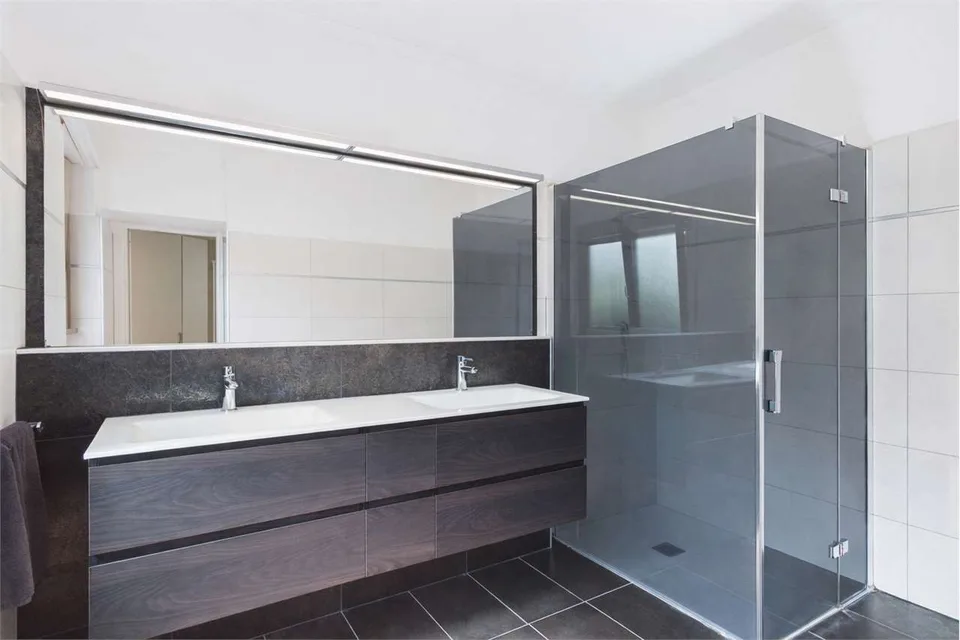 Caslano: Ampia Casa 4.5 con giardino