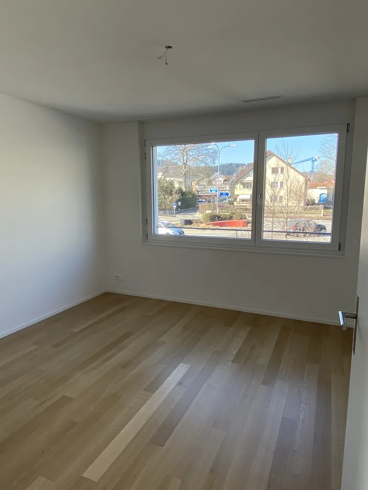 Moderne 4.5-Zimmer-Wohnung in zentraler grüner Lage