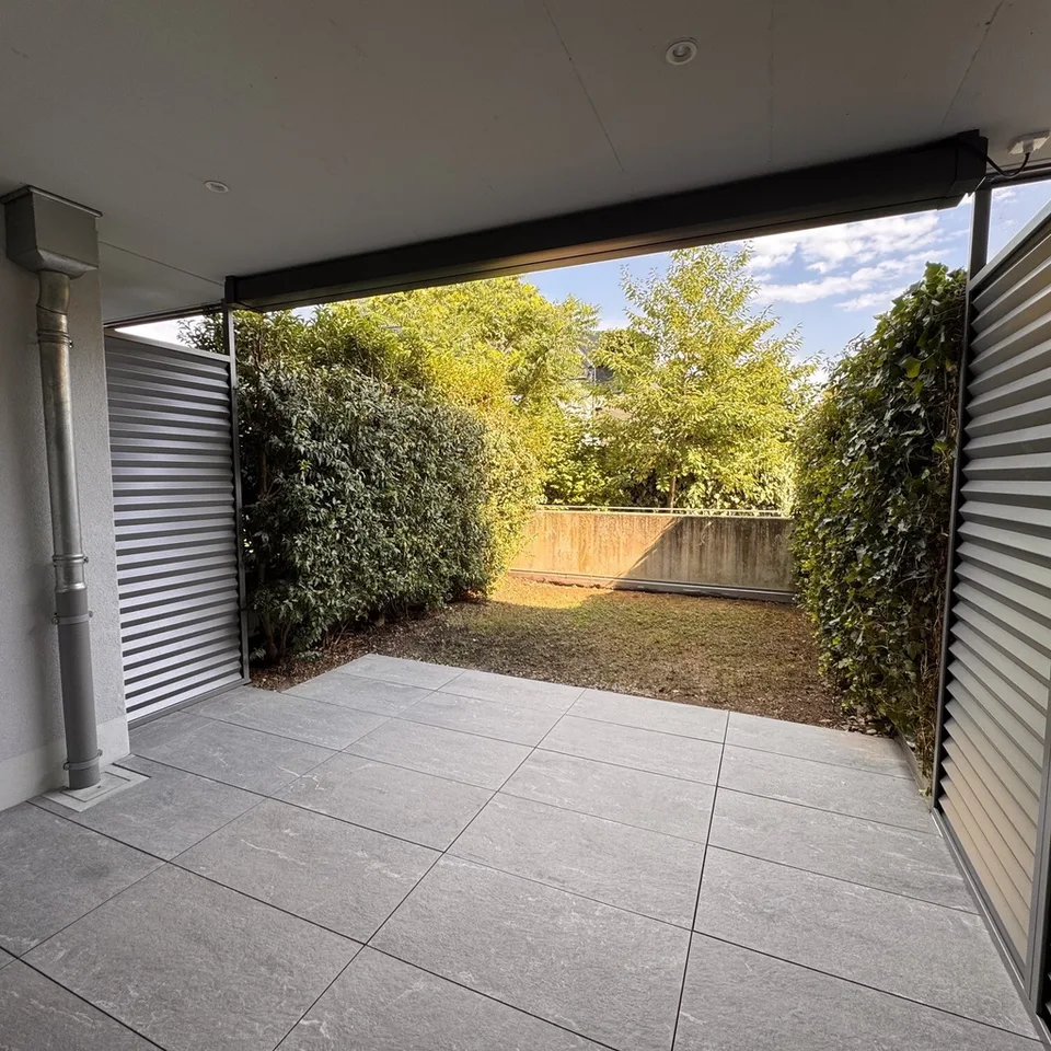 Pretty studio with garden