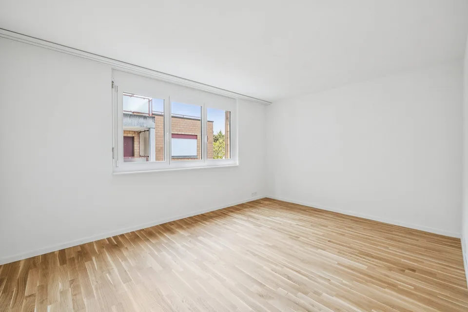 Premier occupation après rénovation : Appartement 3.5 pièces moderne à Reinach