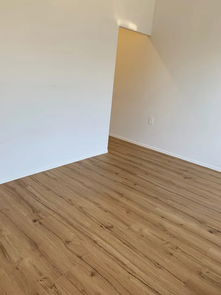 Ihre neues Ladenlokal mit Büroräumlichkeiten – Foto 8 von 8