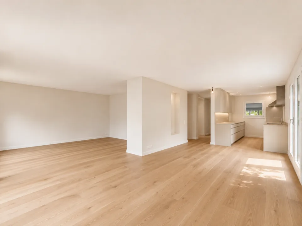 Spacious garden apartment with potential - Design your new home according to your wishes