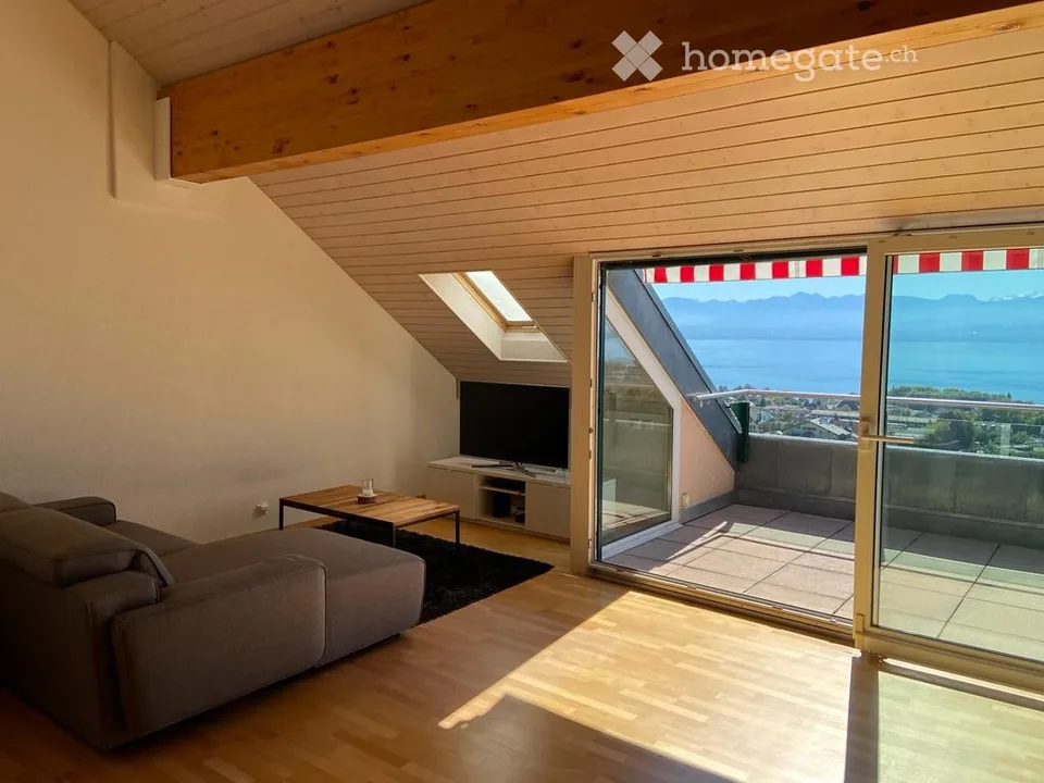UNIQUE, attique de 140m2 avec vue imprenable sur tout le lac et les alpes