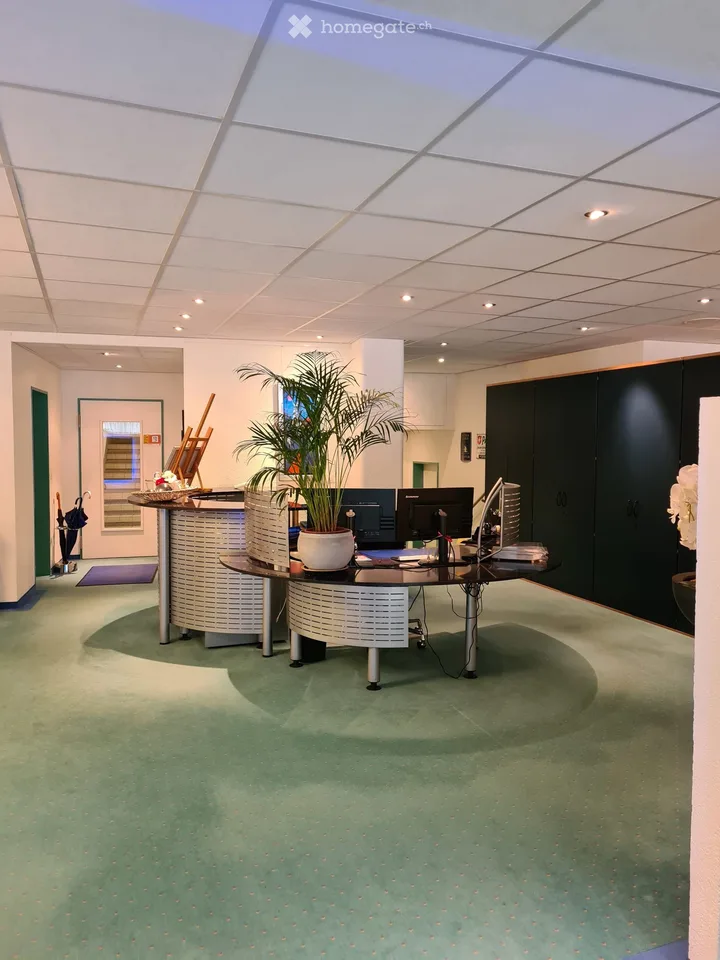 Espace de bureau représentatif directement au Sternen Oerlikon