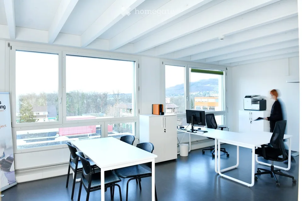 Ready-to-occupy office spaces for young entrepreneurs from 15m2