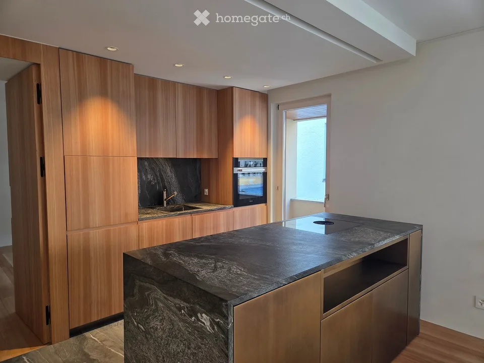 Neu renovierte 3.5-Zimmer-Wohnung an der Via Maistra – Mitten im Herzen von St. Moritz - Dorf
