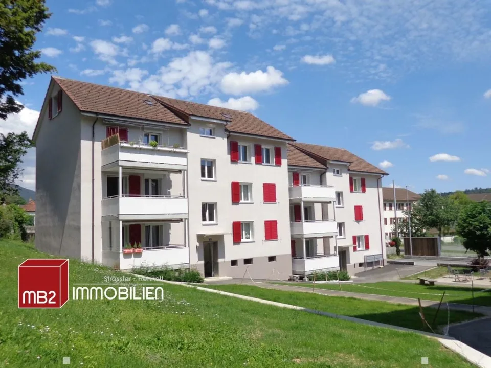 Genossenschaftswohnung (ohne Balkon) Nähe Tissotarena und Tierpark / Appartement de coopérative (sans balcon) près de Tissot Arena et parc zoologique