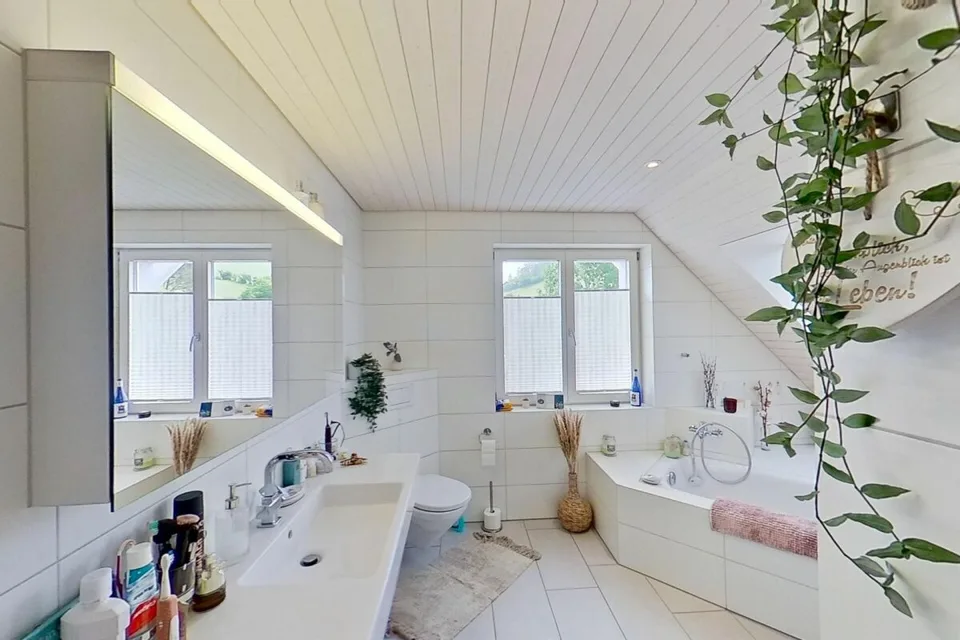 Vue panoramique incluse - Maison moderne à deux familles avec vue sur le Säntis
