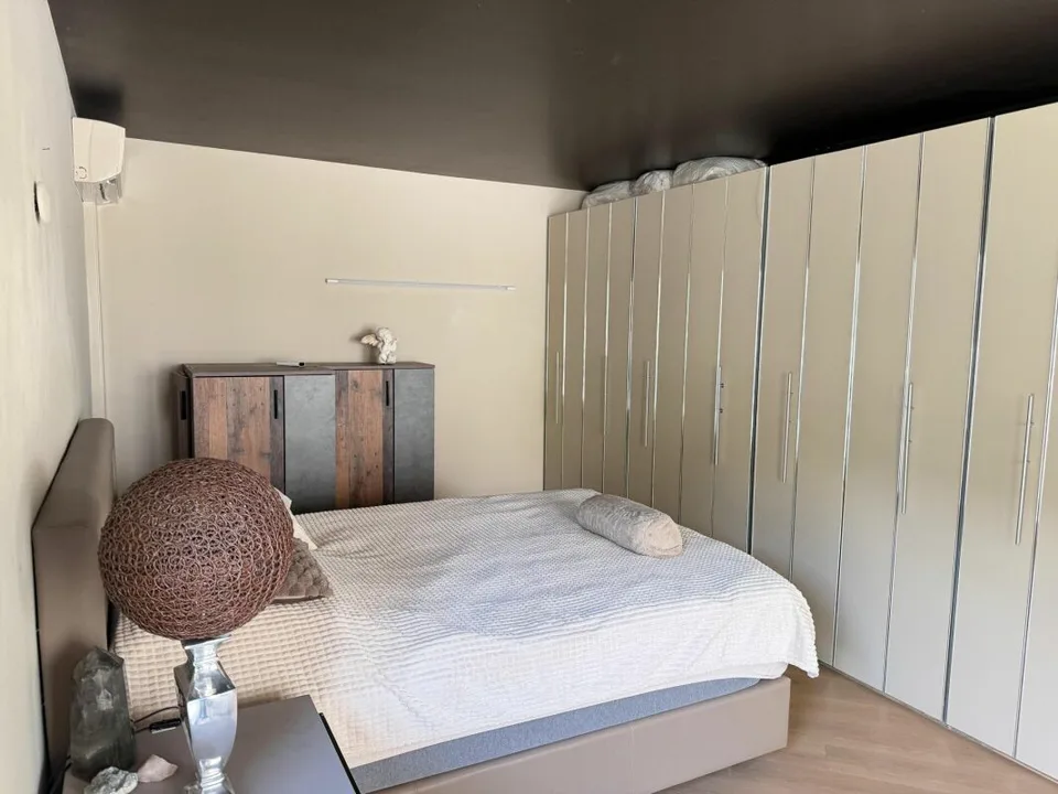 Hochwertige 2.5-Zimmerwohnung mit Terrasse und herrlichem Schlossblick