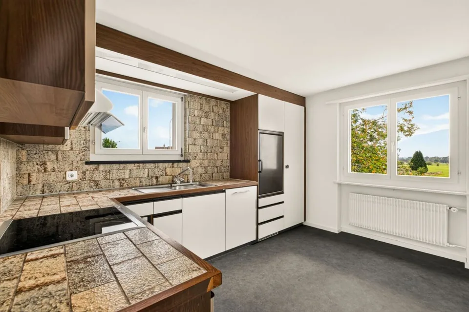 Charming semi-detached house in a quiet location with a far-reaching view