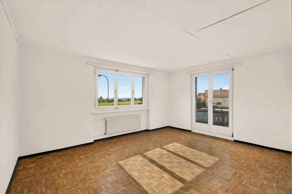 Charming semi-detached house in a quiet location with a far-reaching view
