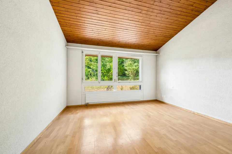Grosszügiges 4.5-Zimmer-Einfamilienhaus mit Potenzial – Foto 6 von 13