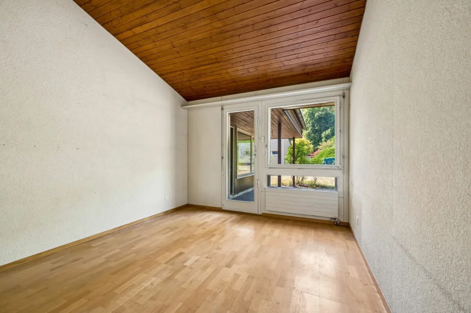 Grosszügiges 4.5-Zimmer-Einfamilienhaus mit Potenzial – Foto 7 von 13