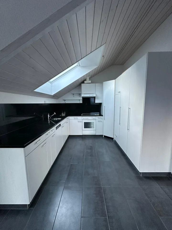 Gemütliche 3.5-Zimmer-Wohnung in Oberurnen – ab Oktober 2026