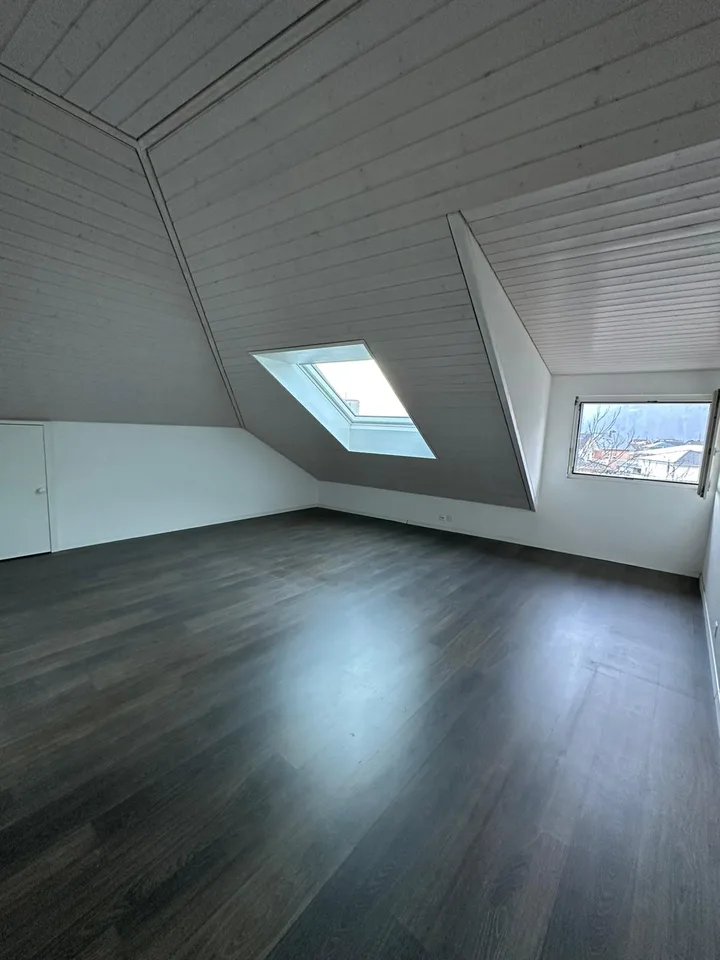 Gemütliche 3.5-Zimmer-Wohnung in Oberurnen – ab Oktober 2026