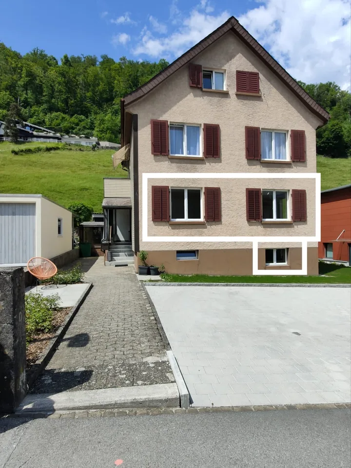 Gemütliche 2.5-Zimmer-Wohnung in Niederurnen