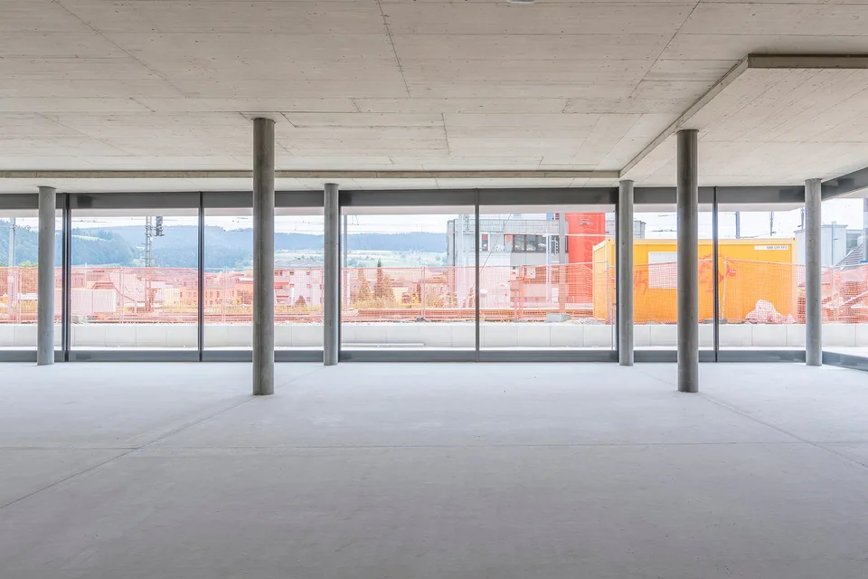 Large storage room for interim use at Konolfingen train station