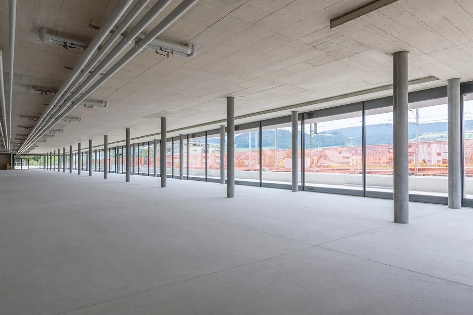 Large storage room for interim use at Konolfingen train station