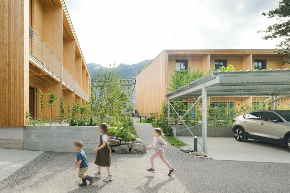 Moderne 6-Zimmer-Reiheneinfamilienhäuser mit stilvoller Galerie (Erstvermietung)