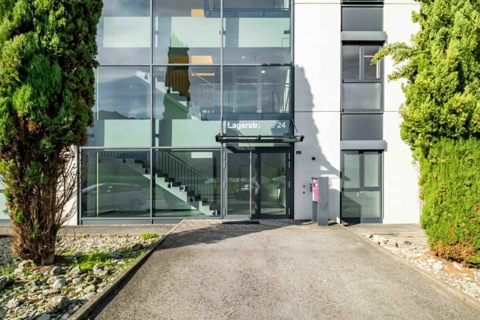 Locaux de bureau attractifs à partir de 250 m2 - lumineux, modernes et centraux