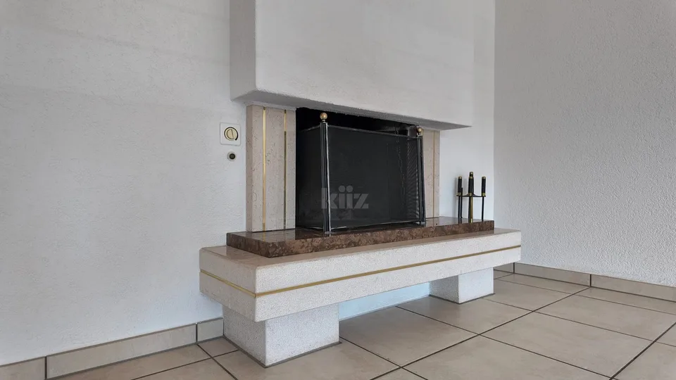 Bel appartement avec balcon dans un quartier calme – Foto 12 von 13