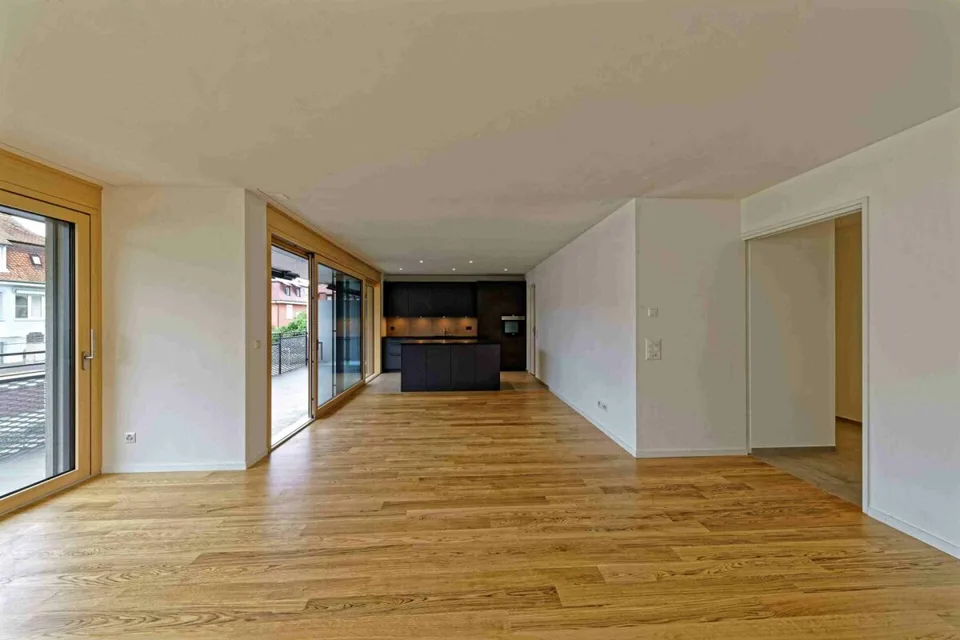 Moderne 4.5-Zimmerwohnung mit grosser Terrasse in Binningen