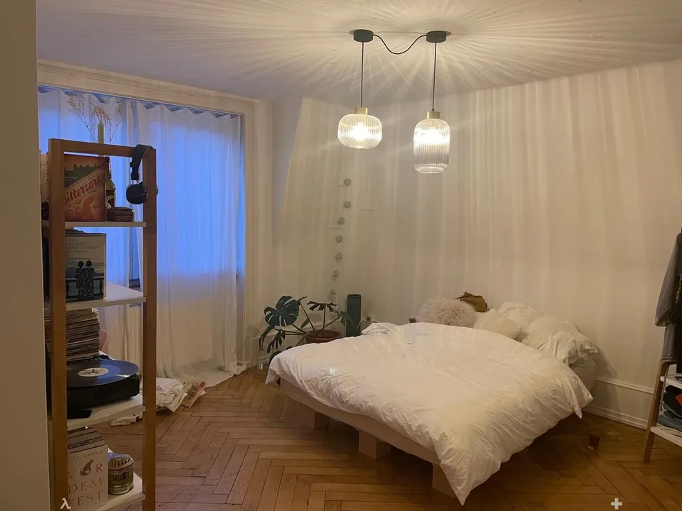 Charmante 3-Zimmer-Altbauwohnung mit Balkon im Herzen von Biel/Bienne