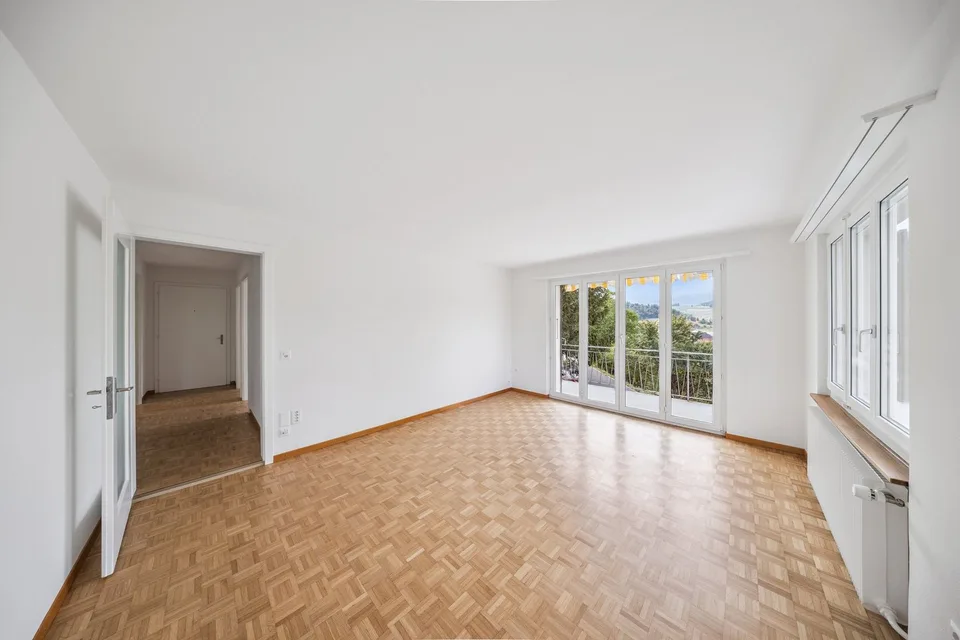 Renovierte Wohnung in Riggi mit fantastischer Aussicht