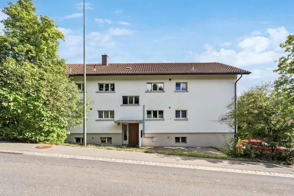 Renovierte Wohnung in Riggi mit fantastischer Aussicht