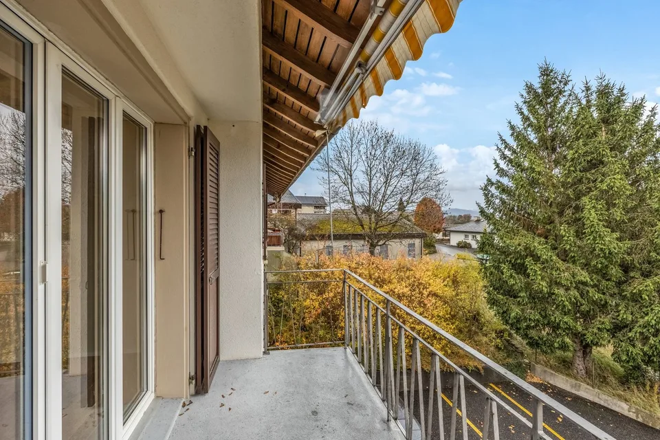 Renovierte Wohnung in Riggi mit fantastischer Aussicht