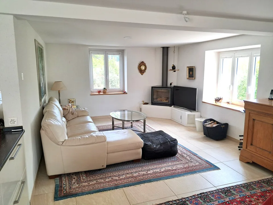 GROSSE PREISSENKUNG - Sehr seltenes Objekt - Wunderschönes, komplett renoviertes Bauernhaus auf 4'385 m² – Foto 17 von 26